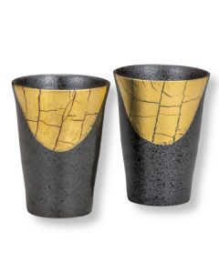 VERRES À BIÈRE EN CÉRAMIQUE PAR PAIRE EN FAÏENCE DE KUTANI AVEC FEUILLE D'OR KINPAKU SAI